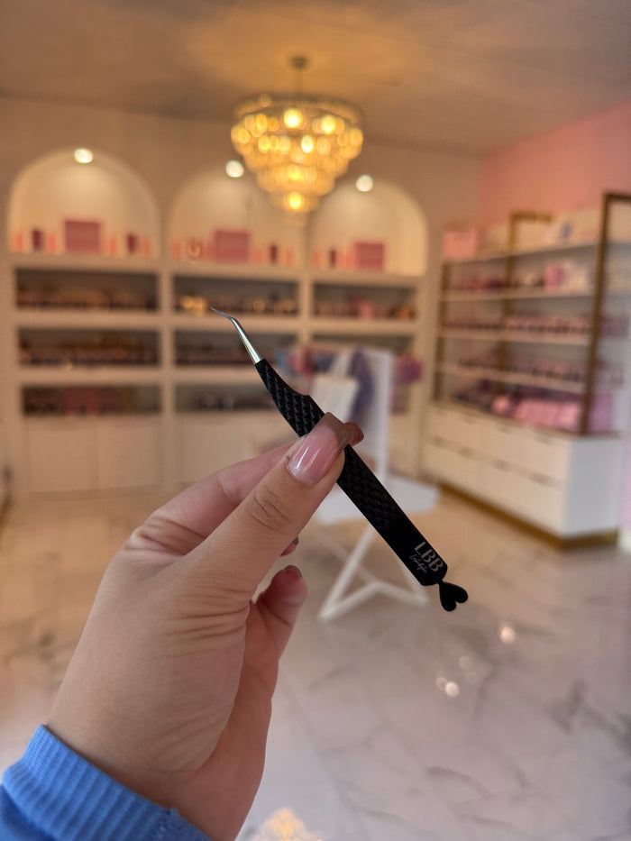 90 degree heart tweezers ✨