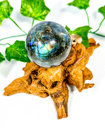 Labradorite Sphere (25H)