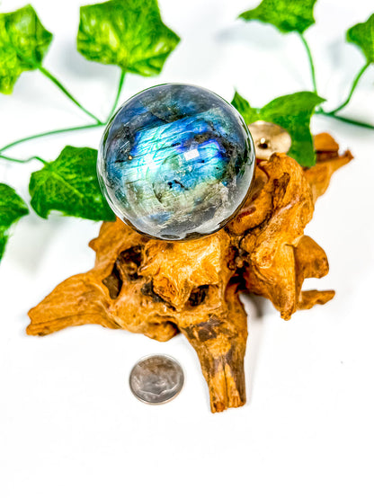 Labradorite Sphere (25H)
