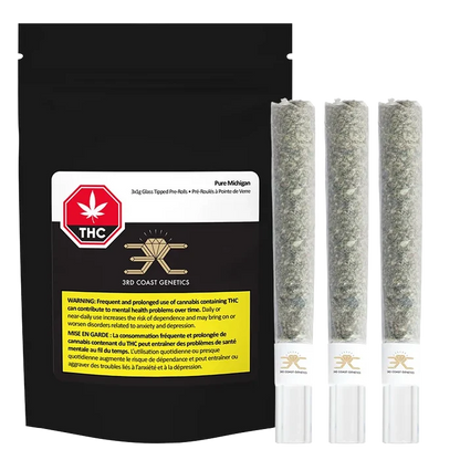 Front-facing image of the Pure Michigan Glass Tip PR 3 x 1 g pouch standing beside three clear glass-tipped pre-rolls on a white background