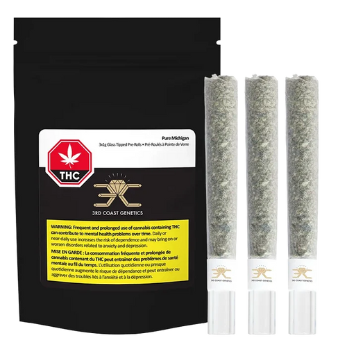 Front-facing image of the Pure Michigan Glass Tip PR 3 x 1 g pouch standing beside three clear glass-tipped pre-rolls on a white background