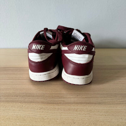 Nike / Sneaker / J3
