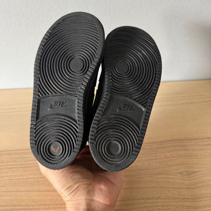 Nike / Sneaker / US9