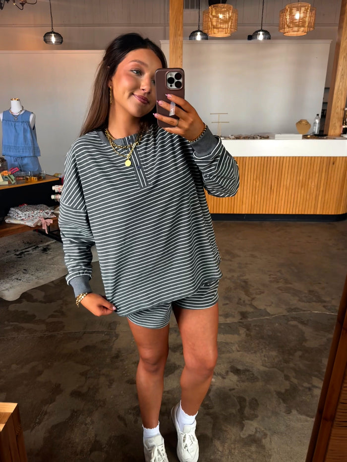 Striped Charcoal Set