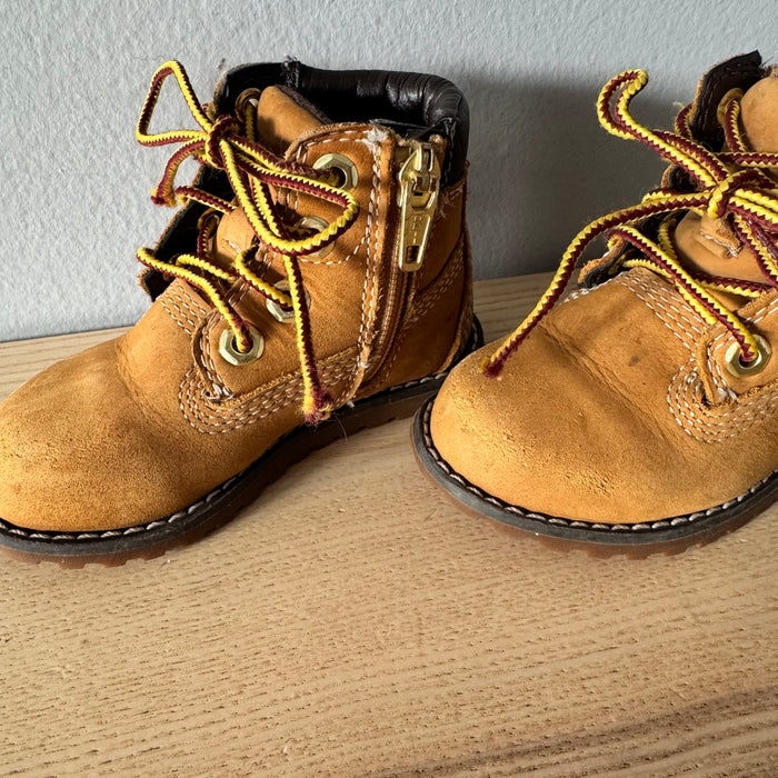 Timberland / Shoes / US5