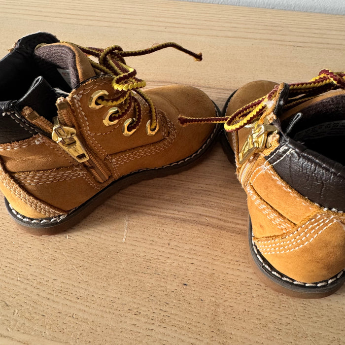 Timberland / Shoes / US5