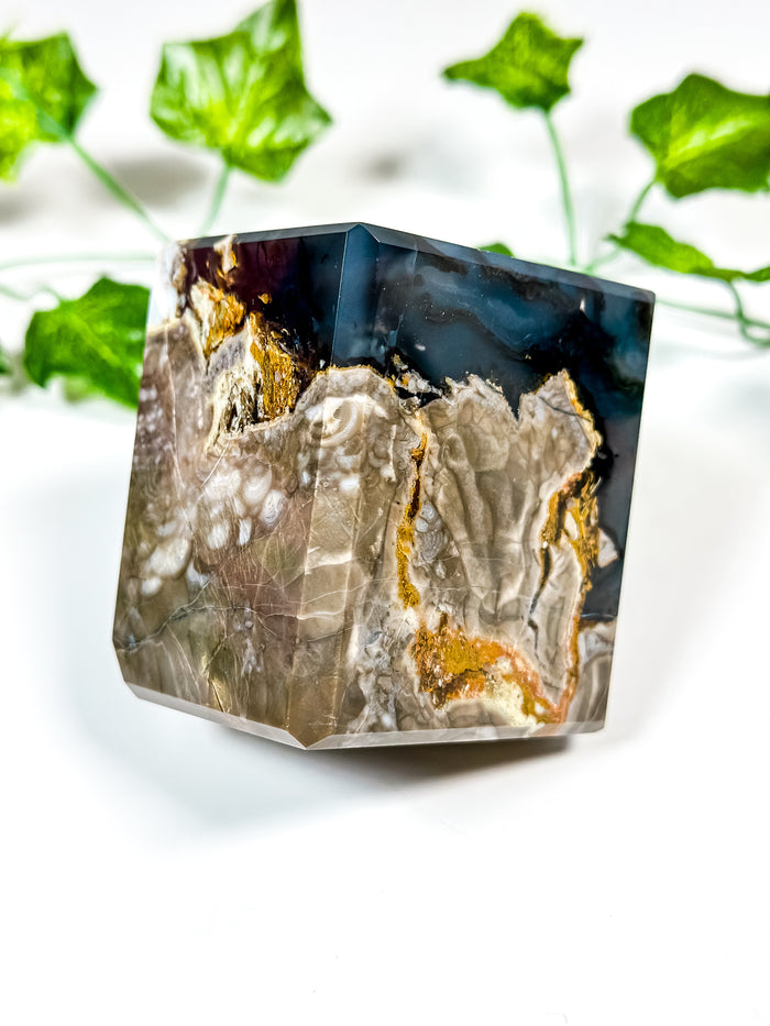 Volcanic Agate Standing Cube (UV) 45C